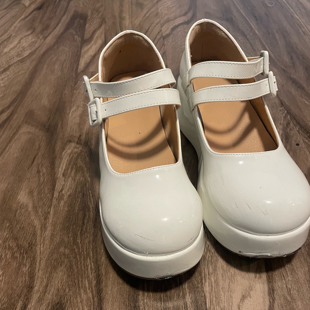 Women's White Platform Mary Jane Shoes - Picture 4 of 12